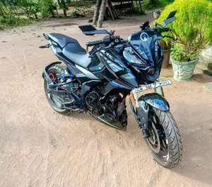 Bajaj Pulsar N160 2025