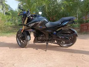 Bajaj Pulsar N160 2025