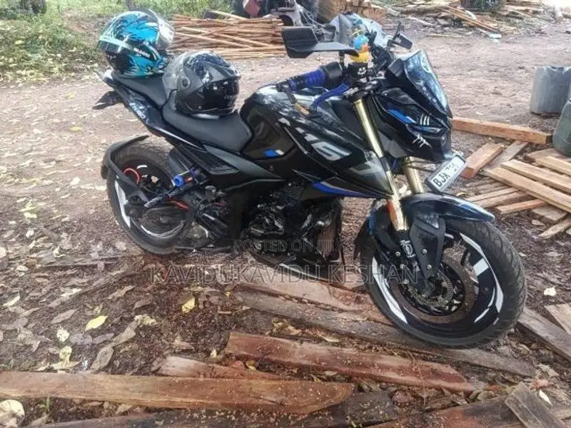 Bajaj Pulsar N160 2025