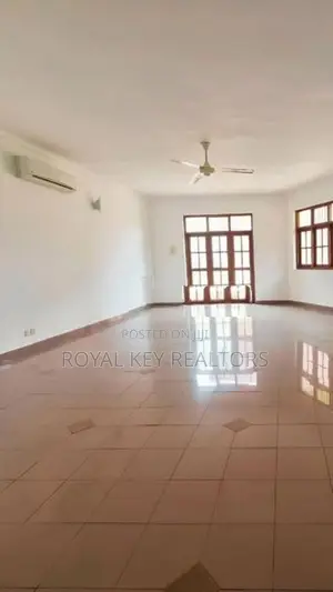 04 Bedroom Unfurnished House for Sale in Rajagiriya