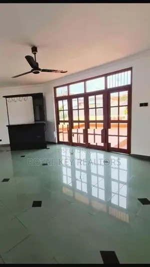 04 Bedroom Unfurnished House for Sale in Rajagiriya