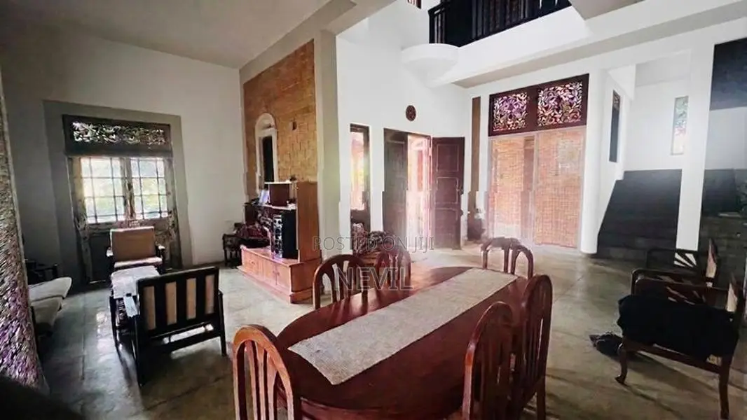 Modern Architecture With Colonial Elegance House Sale - Panadura