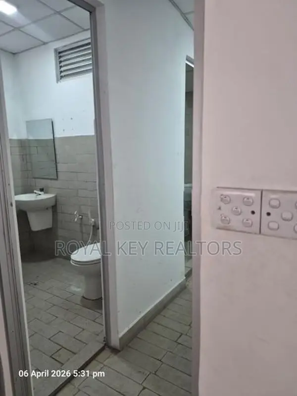 2,000 Sq ft. Office Space for Rent in Colombo 03