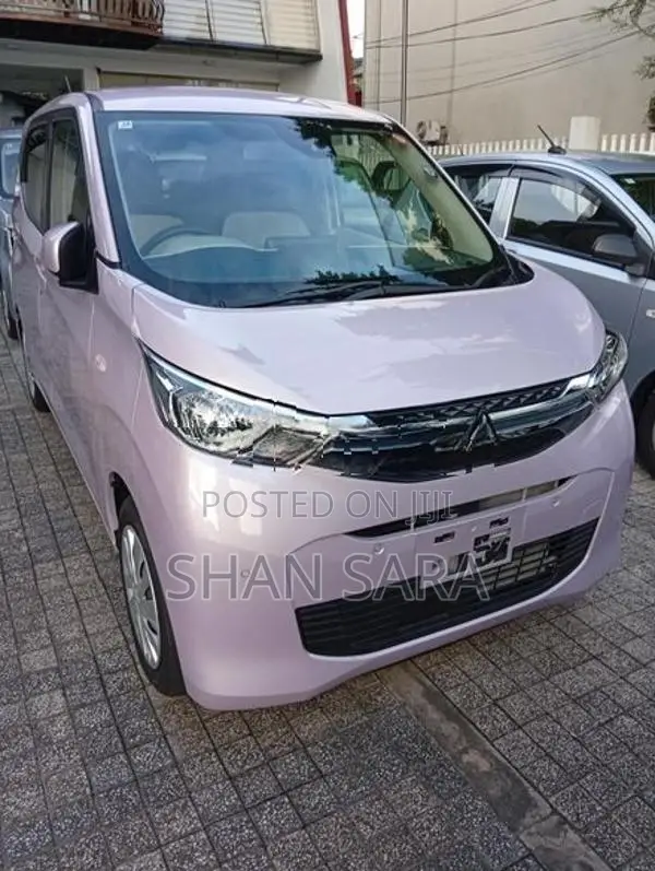 Mitsubishi eK Wagon 2025
