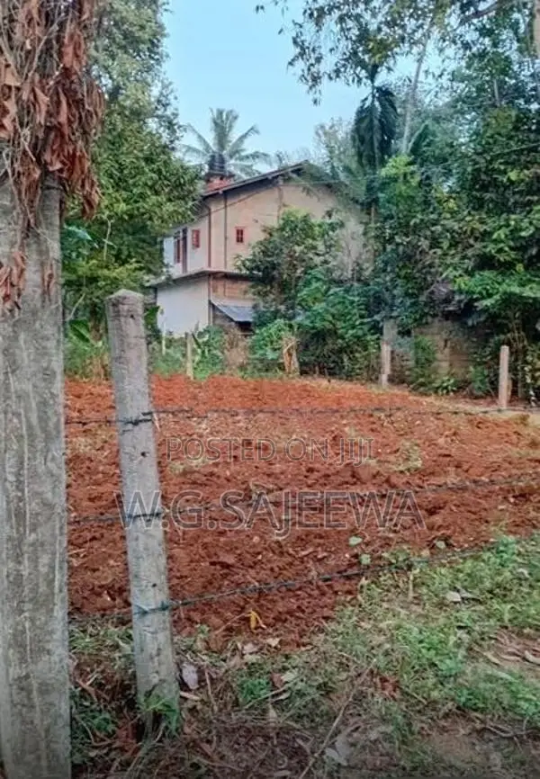 Valuable Land for Sale in Nittambuwa