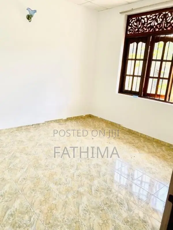 First Floor House for Rent in Kalubowila