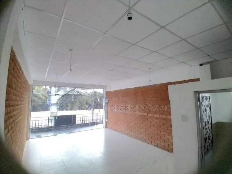 හොරණින් වාණිජමය වෙළඳ පියසක්