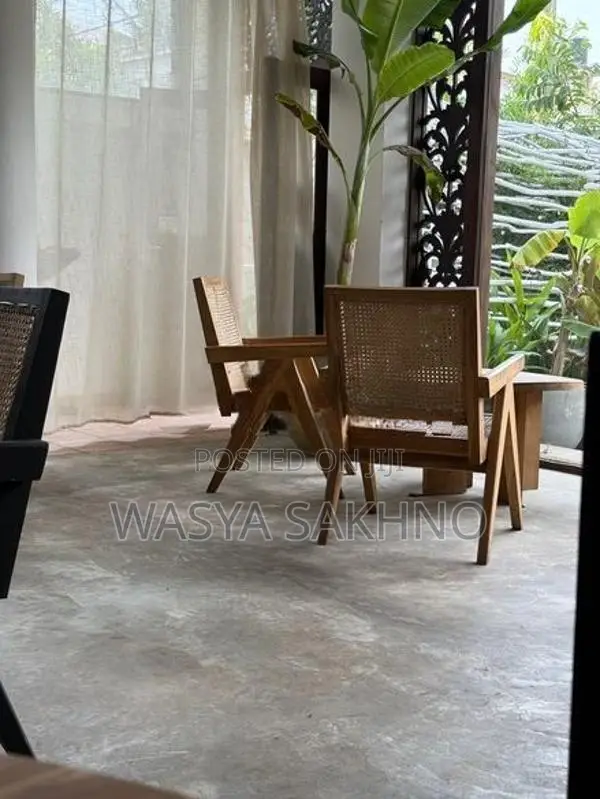 Turnkey Beachfront Cafe Restaurant for Sale – Hikkaduwa