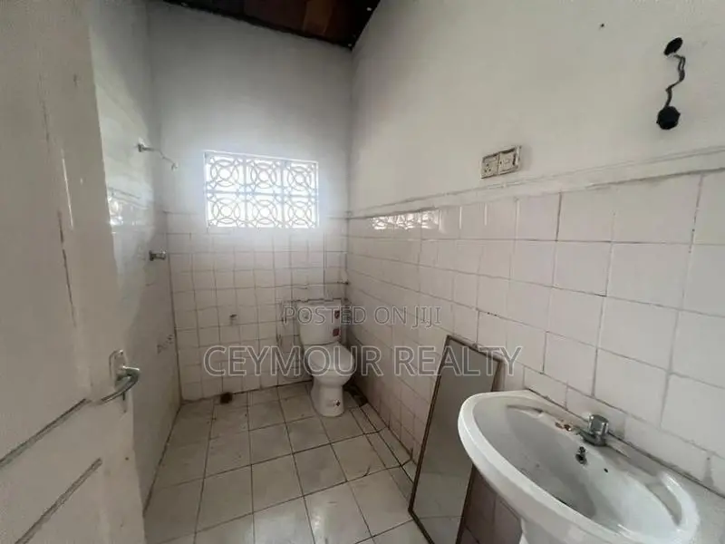 1st Floor House Nugegoda High Level Road Rent