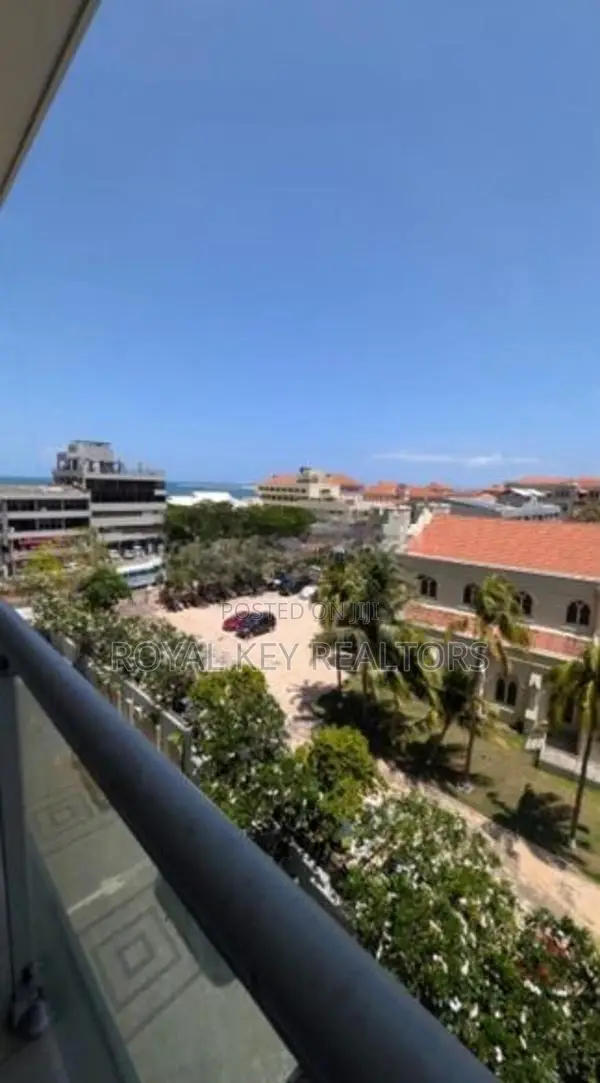 Emperor Residencies 02 Bedroom Furnished Apartment for Rent Colombo 3