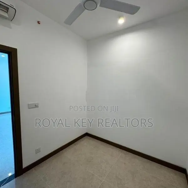 Marina Square 02 Bedroom Unfurnished Apartment for Sale Colombo 15