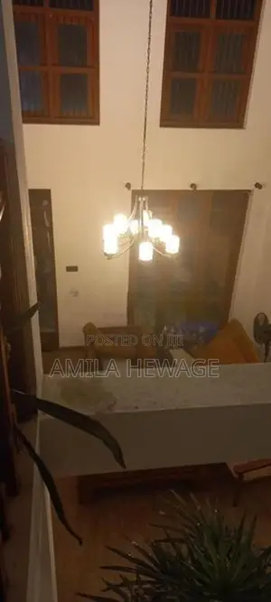 4 Bedroom House with Furnitures for Rent Malabe
