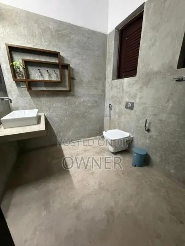 A cozy luxury room for short term/ long term stay - ladies only
