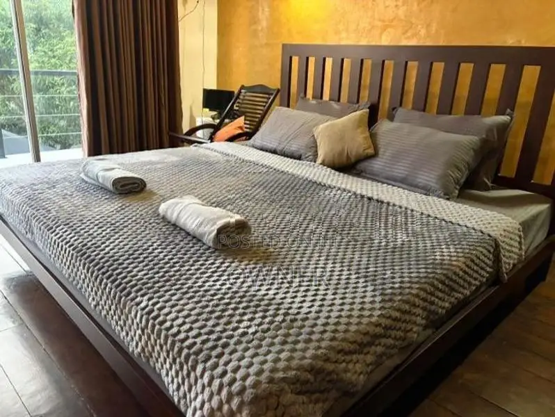 A cozy luxury room for short term/ long term stay - ladies only