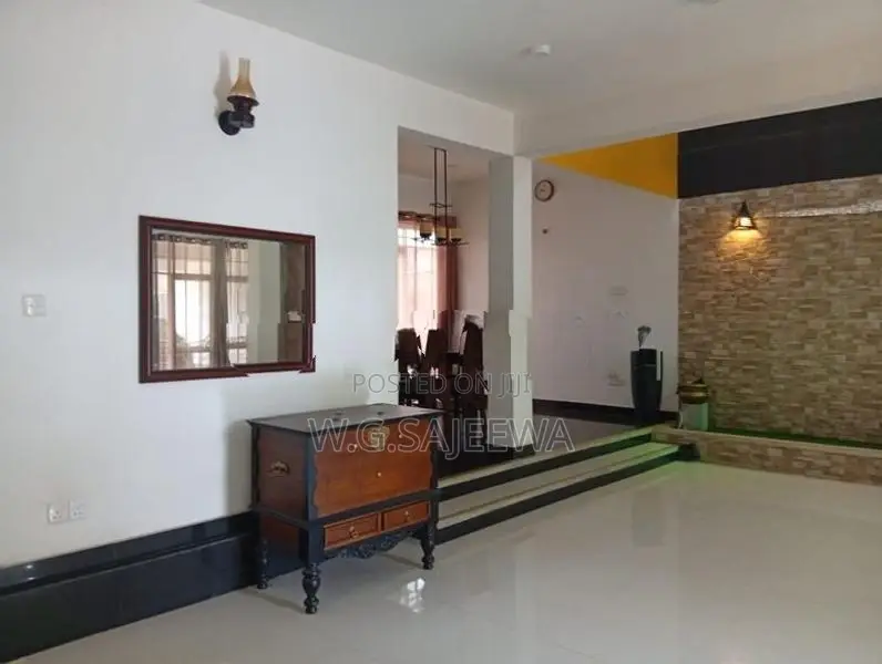House for sale in seeduwa village