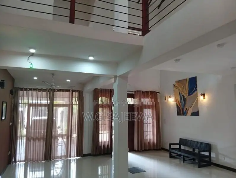House for sale in seeduwa village