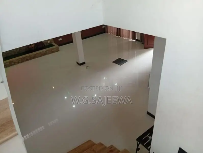 seeduwa village house for sale