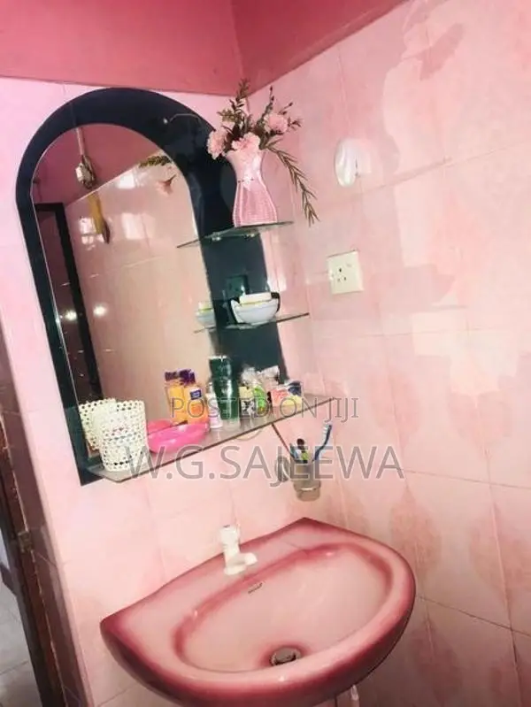 Main road facing 5Bedroom house for sale in Kandawala ,Negombo