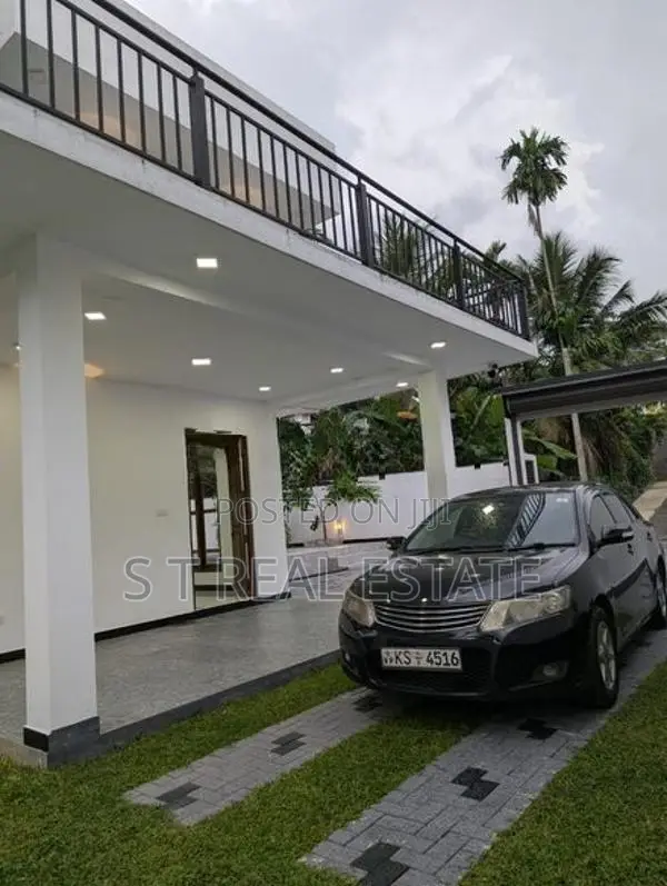Modern Designed Luxury Three Story House For Sale In Kiribathgoda