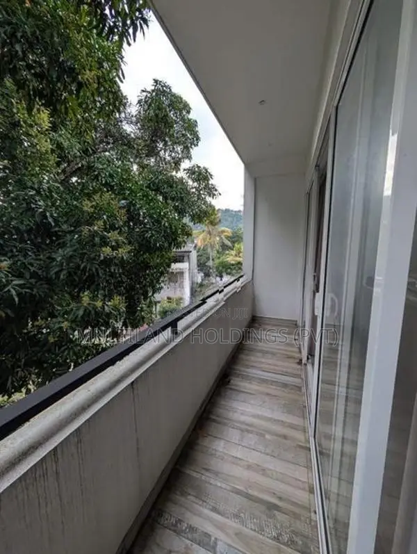 New Modern House For Sale in Kandy