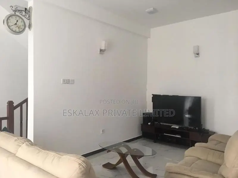 2 Story - 5 rooms House for Sale in Kalubowila, Dehiwala EH313