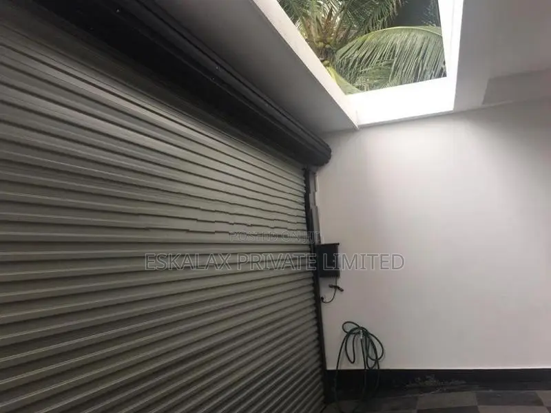2 Story - 5 rooms House for Sale in Kalubowila, Dehiwala EH313