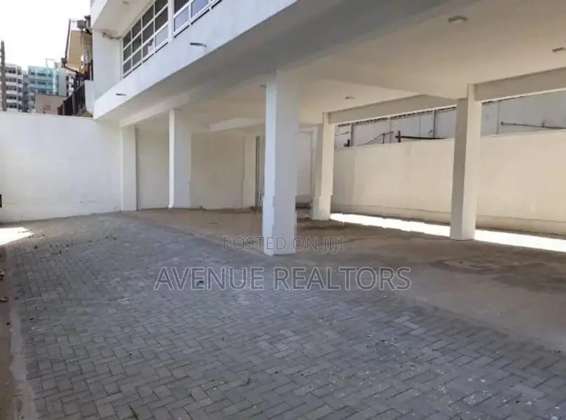 Commercial Building for Sale in Colombo 02 | (CP4804)