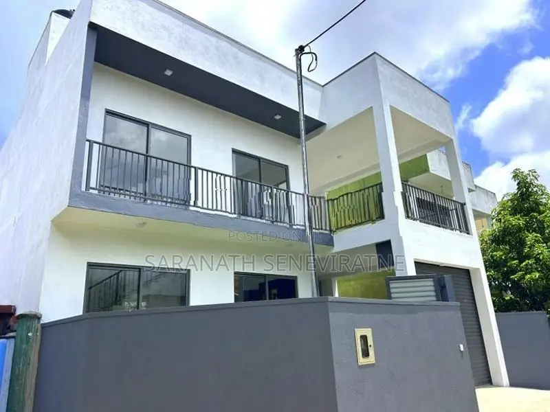Brand-New Modern Luxury House Off Kesbewa Batuwandara Junc - Piliyanda