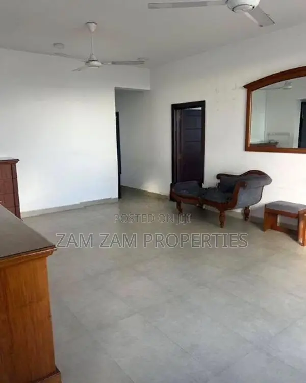 Semi Furnished 4 Bedroom Apartment For Rent In Wellawatta Colombo 06