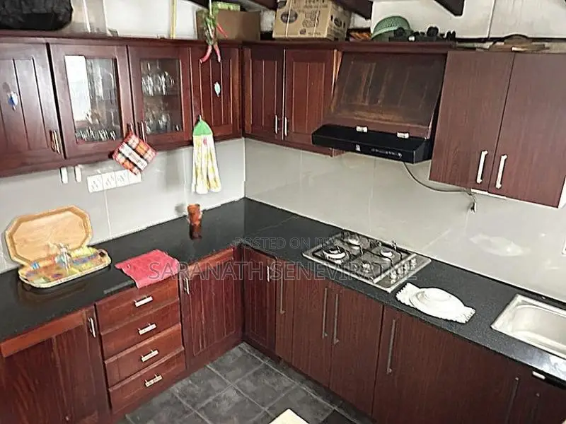 Commercial & Residential Property with House Shops Madiwela Nugegoda