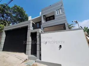 athurugiriya luxury house for sale