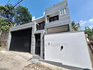 athurugiriya luxury house for sale