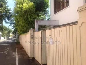 Ratmalana- Maliban Junction 20 Perches of Land with a House for Sale