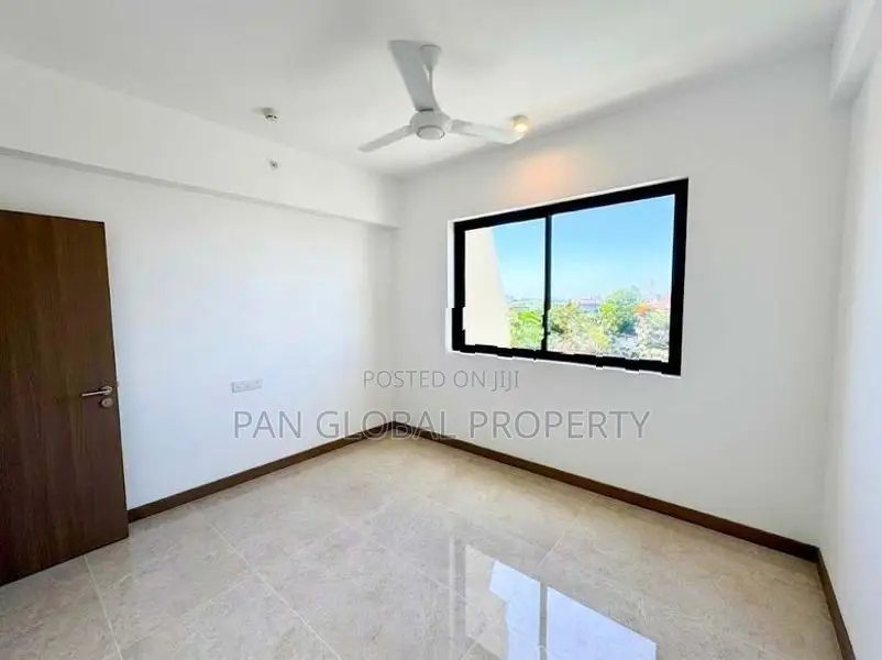 Apartment for Sale in Marina Square - Uptown Colombo 15