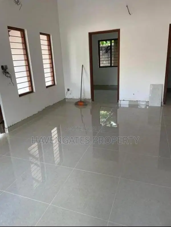 single storey house sale Ja ela - 17 perches