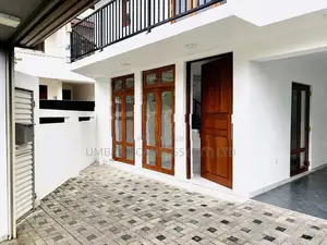 Luxury House For Rent In Nugegoda - 4083U