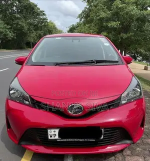 Toyota Vitz 2015
