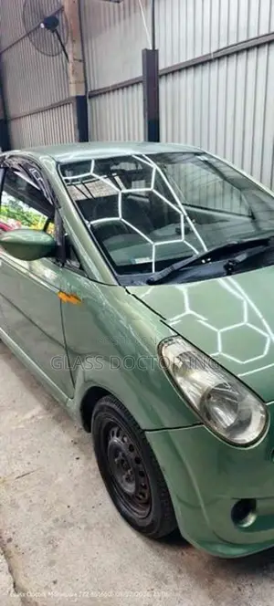 Subaru R2 2004