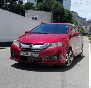 Honda Grace Ex Safety 2016