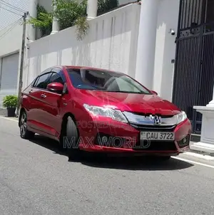 Honda Grace Ex Safety 2016