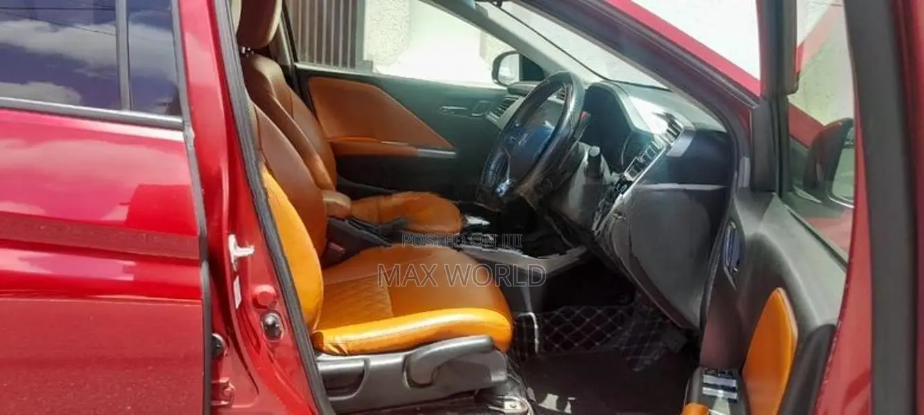 Honda Grace Ex Safety 2016