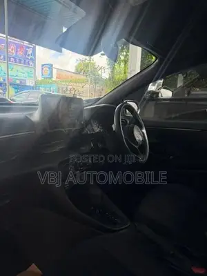 Toyota Yaris 2024
