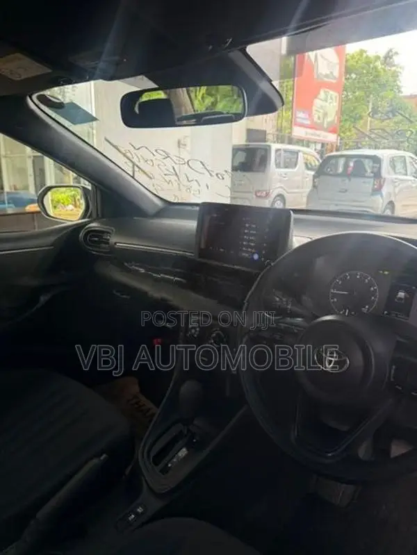 Toyota Yaris 2024