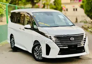 Nissan Serena HIGHWAY STAR V GRADE 2025