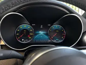 Mercedes Benz C200 Premium Plus 2020