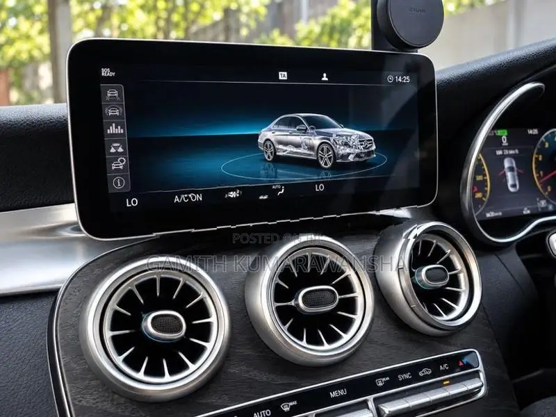 Mercedes Benz C200 Premium Plus 2020
