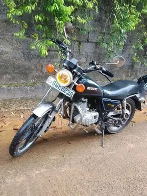 Suzuki GN 125 2018