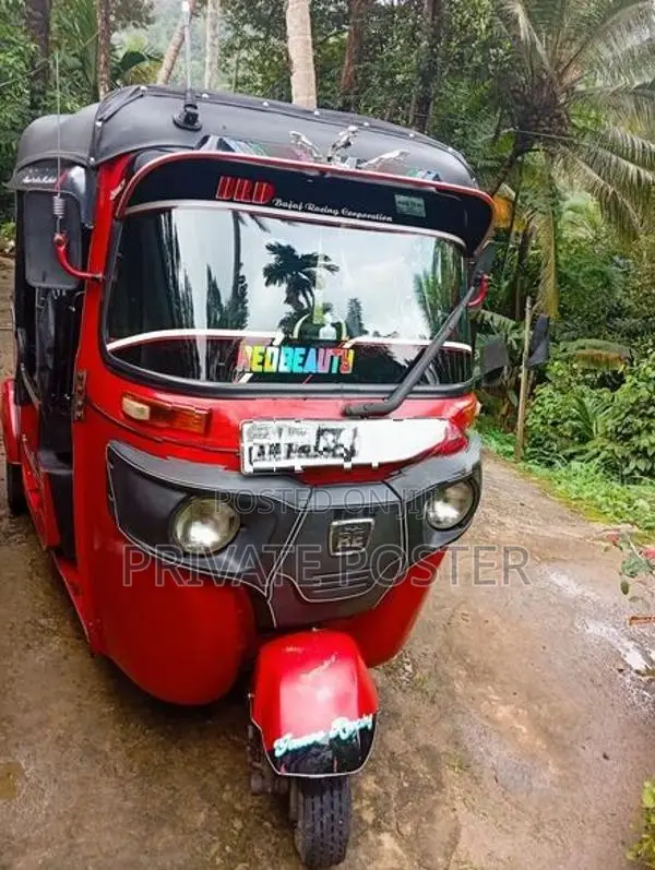 Bajaj RE Three Wheeler 2015