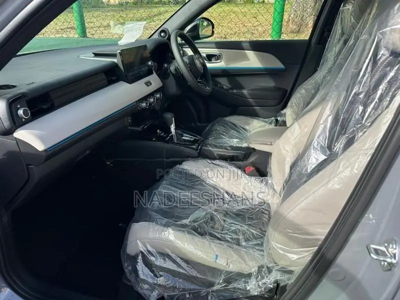 Honda Vezel Z PLAY HYBRID 2026