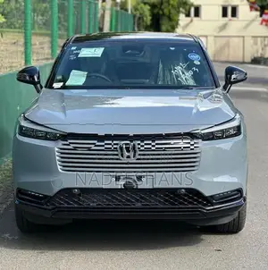 Honda Vezel Z PLAY MOONROOF 2026